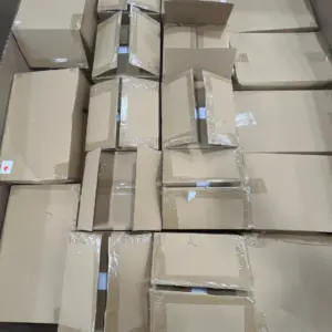 Large White Floral Vases Pallet, Lot 3 – 222 lb Assorted Retail Mix