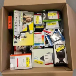 31 Camera Batteries, Chargers & Tripods – €1,240.51 MSRP Returns Box