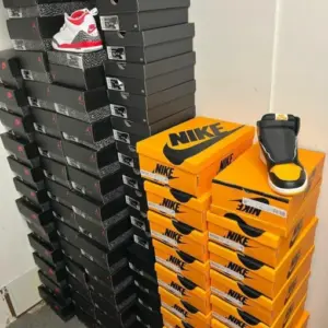Liquidation Sneakers by the Pallet – 200 Mixed Branded Pairs
