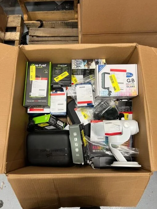 Photo & Mic Accessories Returns – 34 Items, €2,213.60 MSRP, Sony & GoPro