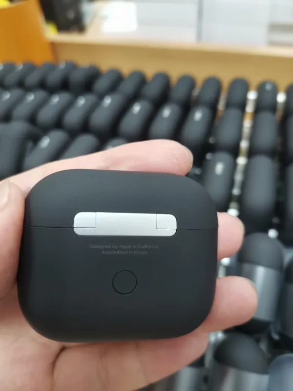 AirPods wholesale pallets USA distributor