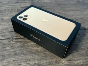 iPhone 11 Pro Max in Three Pallet Sizes, New Sealed, 64GB-512GB