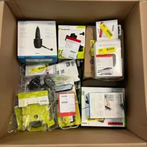 Seven MagSafe iPhone Cases & Two BlueParrott Headsets – 24 Items, €1,356.79